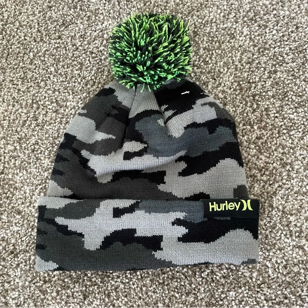Hurley Youth Camo Beanie Pom Pom